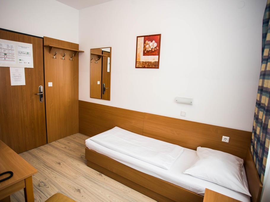 Hotel Geblergasse Вена Экстерьер фото